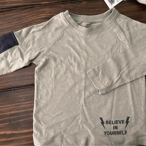 Cat & Jack 4T Boys Top Bundle NWT - Picture 6 of 8